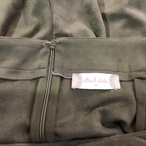 Altar’d State Skorts. Size Med👩🎤 - Picture 8 of 9